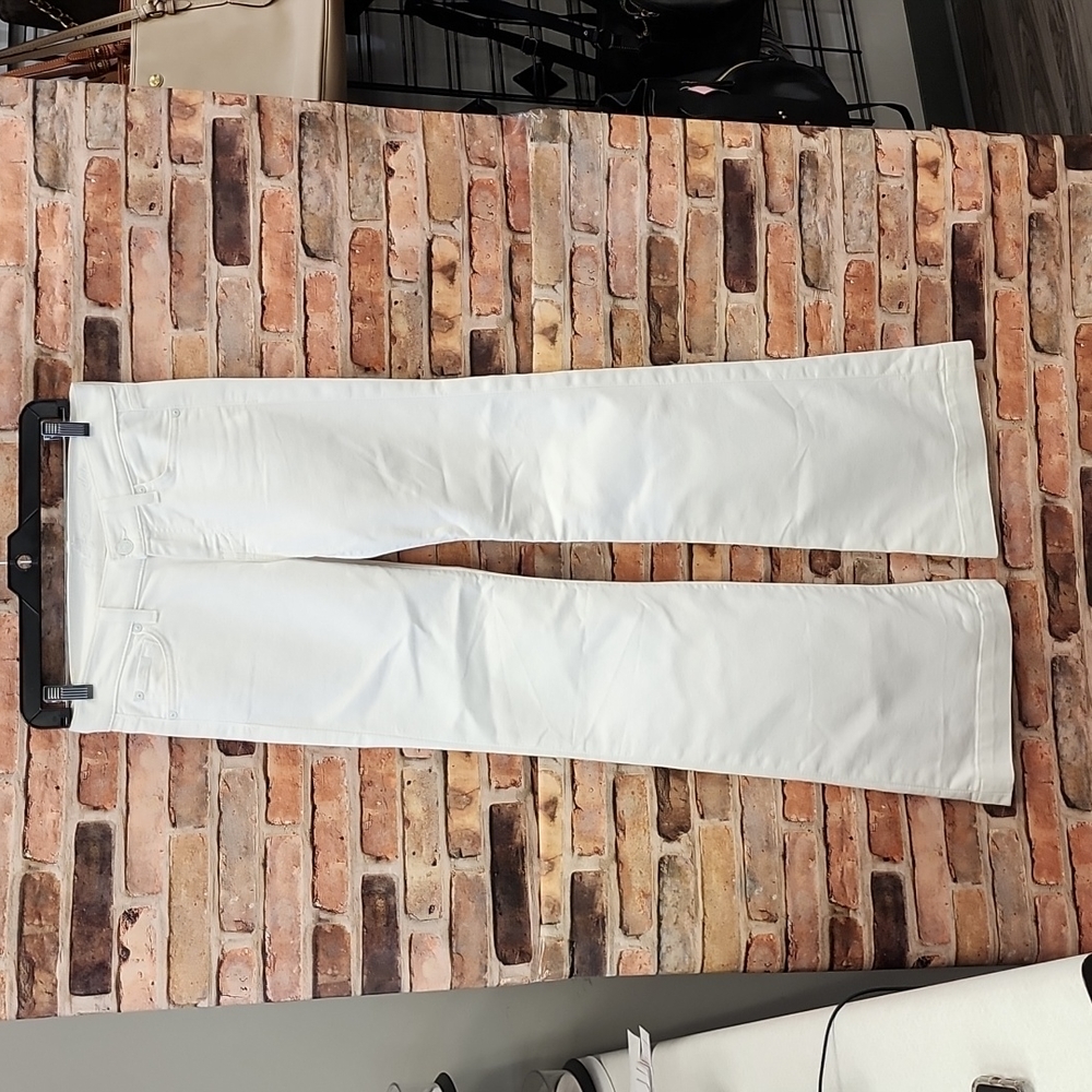 7 for all mankind dojo white women's jeans Size 25